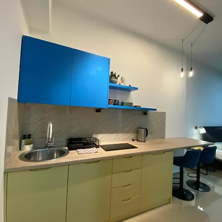 Viridian Three Accommodation, 2 Apartament *