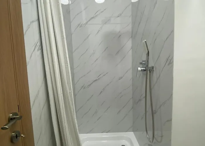 Viridian Three Accommodation, 2 Valjevo