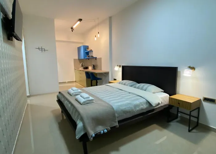 Viridian Three Accommodation, 2 *